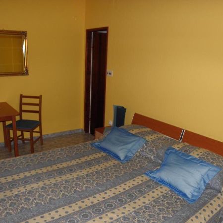 Apartments Gorda - 50M From Beach Zadar Bagian luar foto